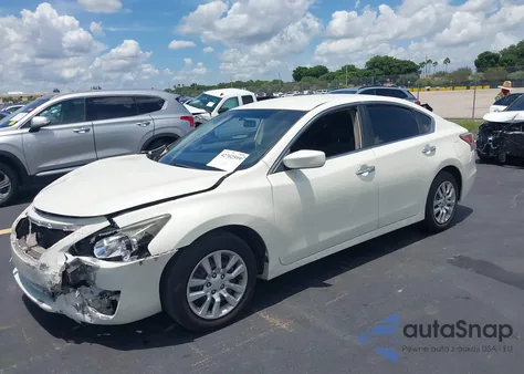 2013 Nissan Altima 2.5 S from USA, damaged, VIN 1N4AL3AP8DN536881